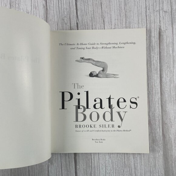 📚 3/$25 The Pilates Body by Brooke Siler | Paperback - Picture 3 of 5
